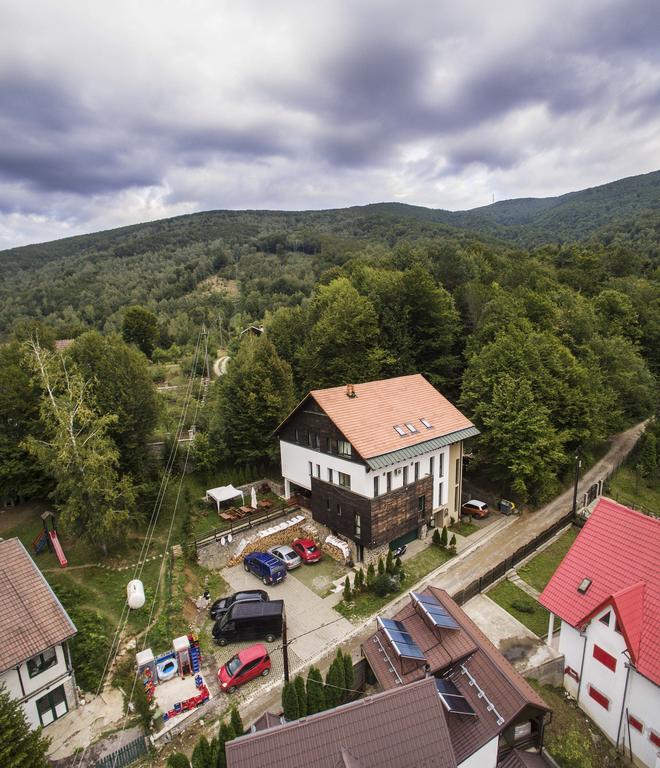 Franzdorf Alpin Hotel Valiug Exterior photo